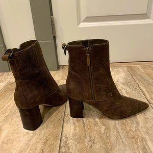 Paige Block Heeled Bootie. Color: Cigar Distressed. Size 9.5M
